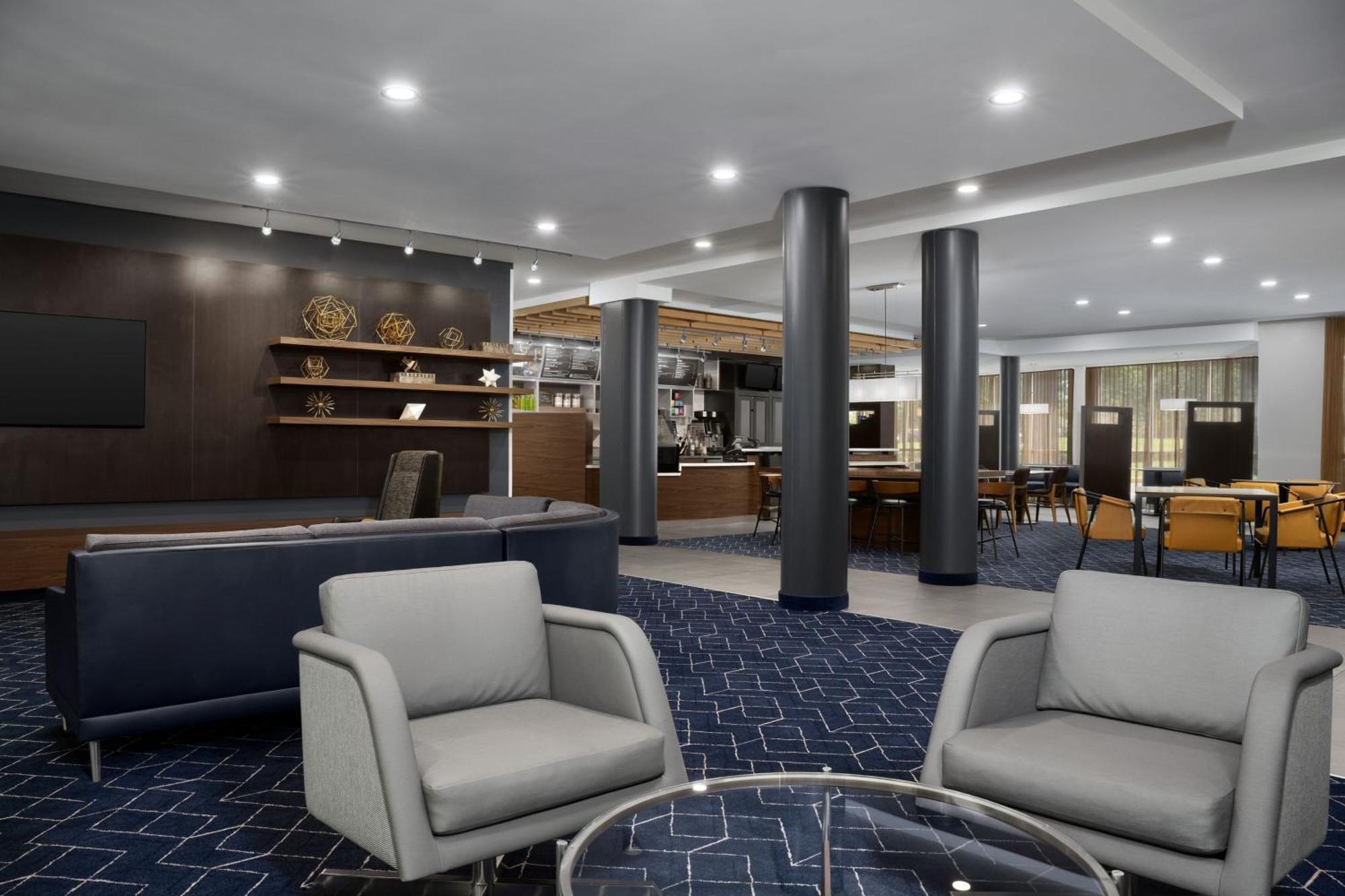 Courtyard By Marriott Philadelphia Bensalem Hotel Buitenkant foto